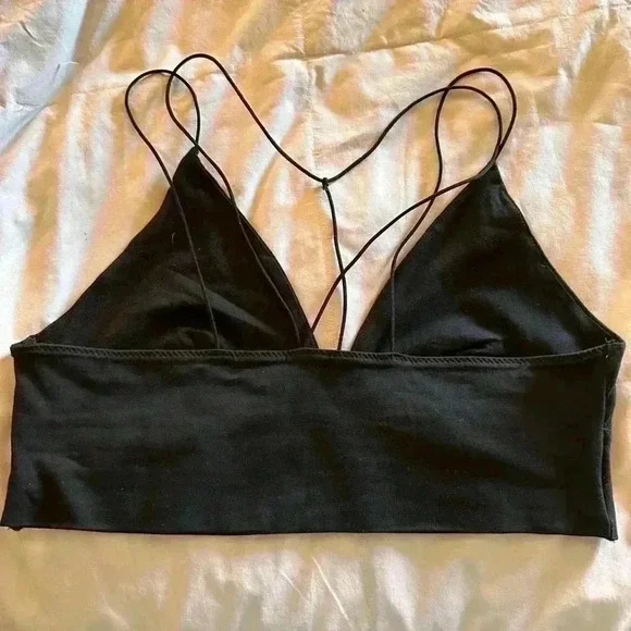Large black‎ caged bralette.NWOT. Non adj straps . Super cute! - Picture 2 of 11